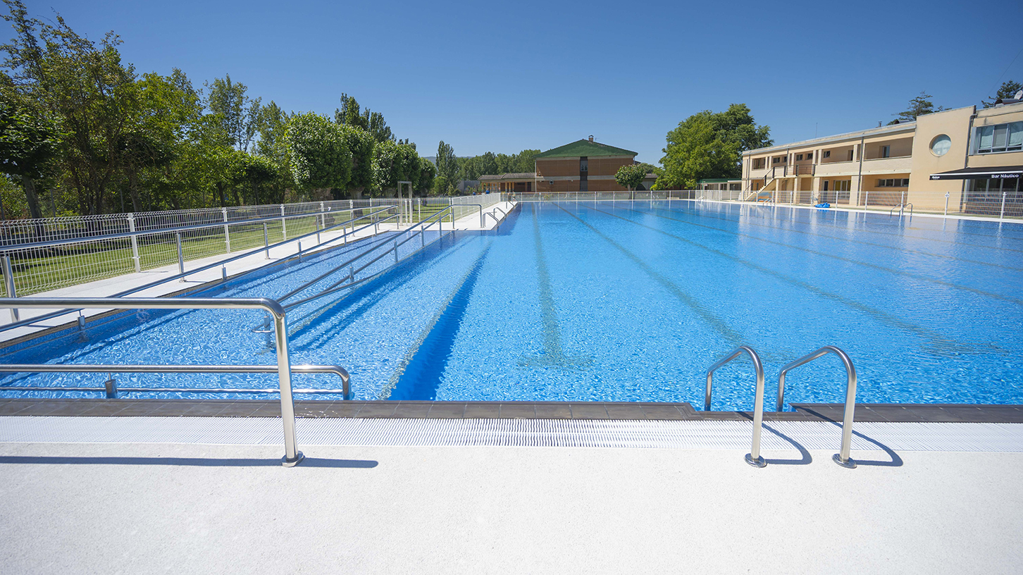 PISCINAS VERANO 2025