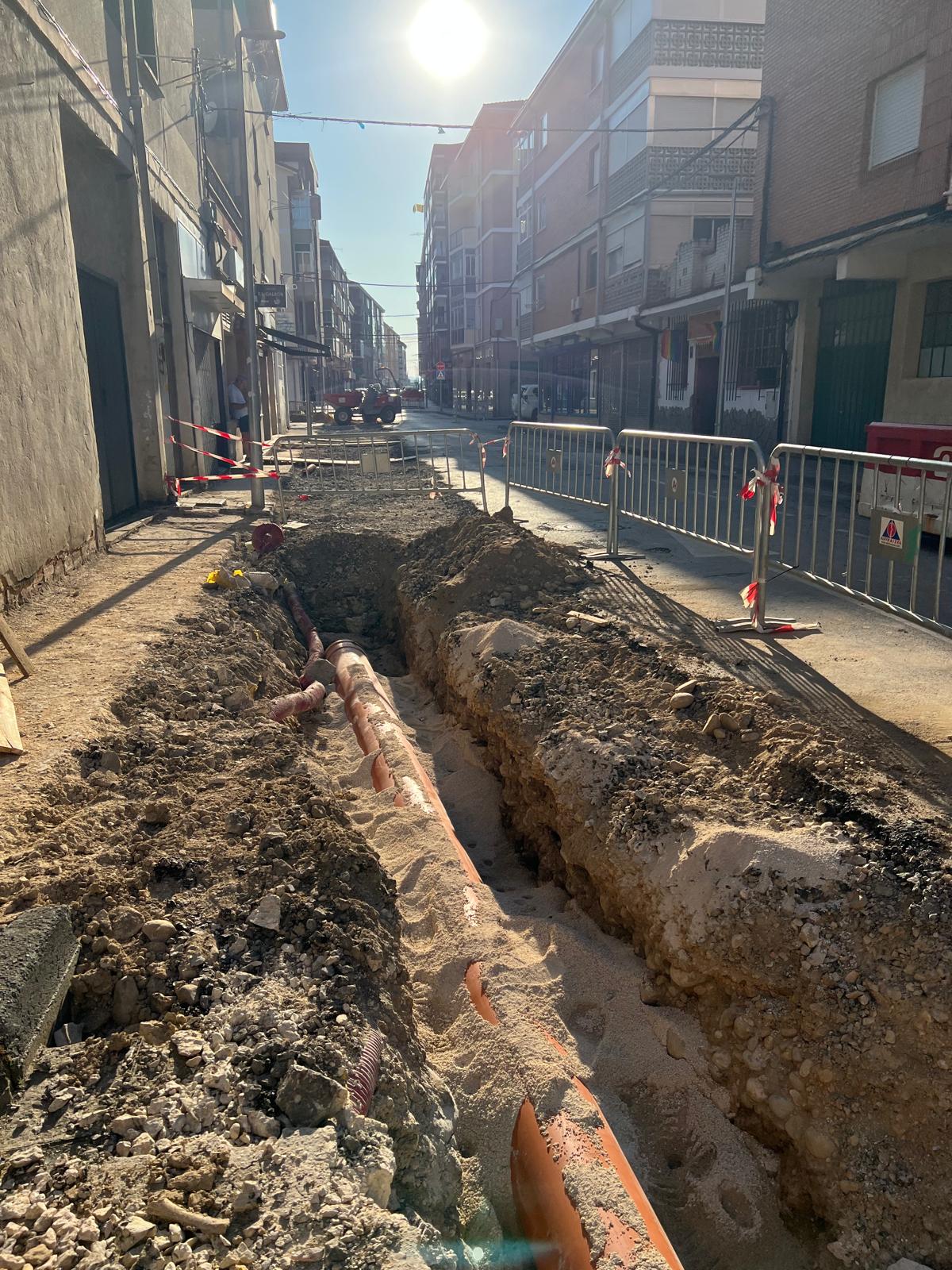 Comienza la reurbanización de la C/ Algorta de Medina de Pomar
